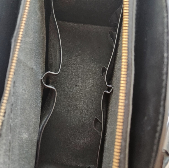 Louis Vuitton Epi Riviera in Classic black - Picture 12 of 16